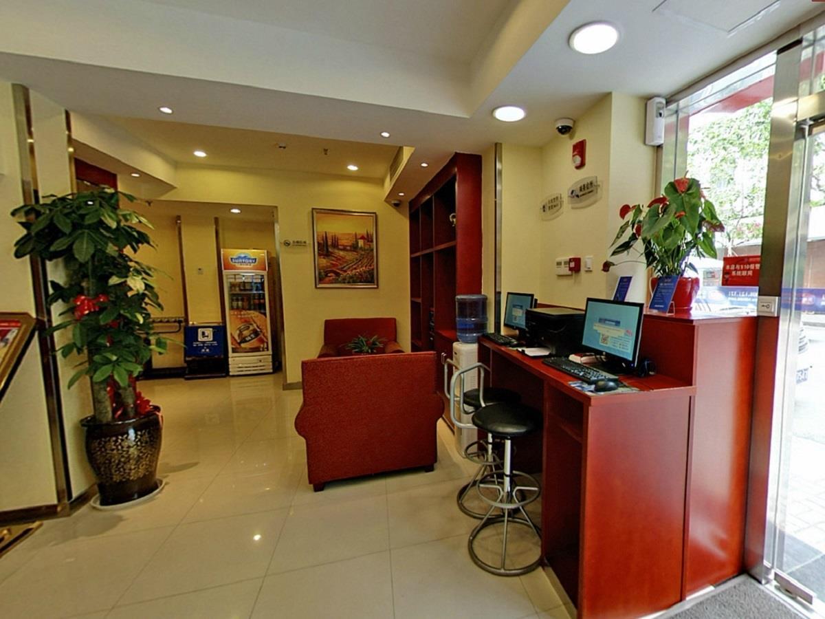 Hanting Express Shanghai Middle Sichuan Road Esterno foto